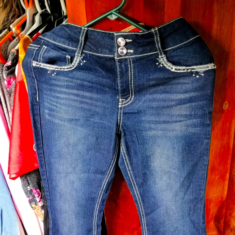 Size 16 girls bootcut faded Glory mid-rise slim Jeans